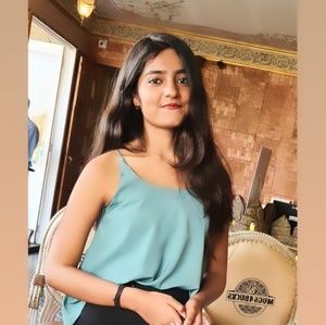 Meet your Posher, Parul